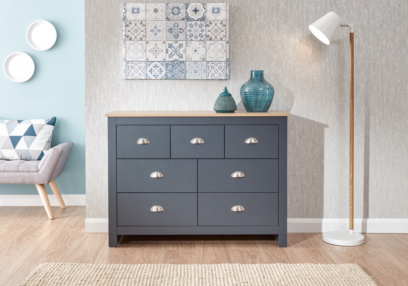 Grey chest of drawers