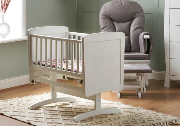 Obaby Sophie Gliding Crib
